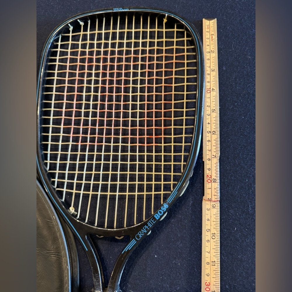 Graphite Boss Racket with Multicolor Strings - Picture 2 of 7